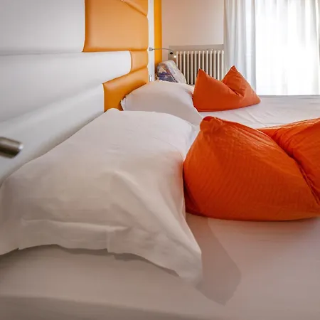 Hotel Augusta 3*