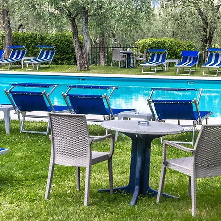 Augusta Готель 3*