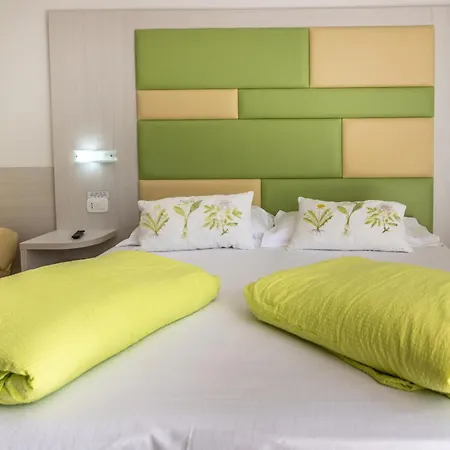Augusta Hotel 3*